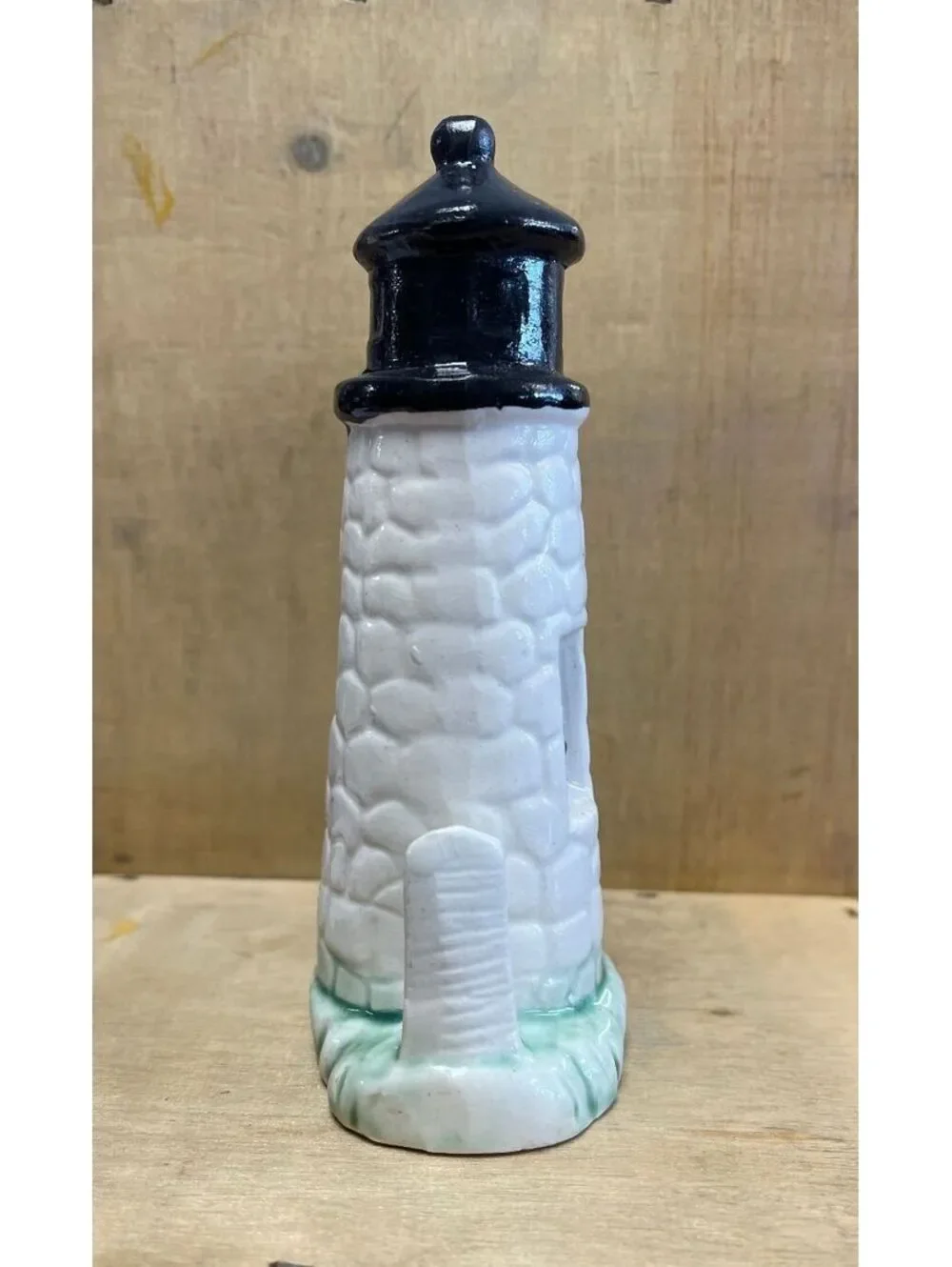 Vintage Aquarium Lighthouse Decor